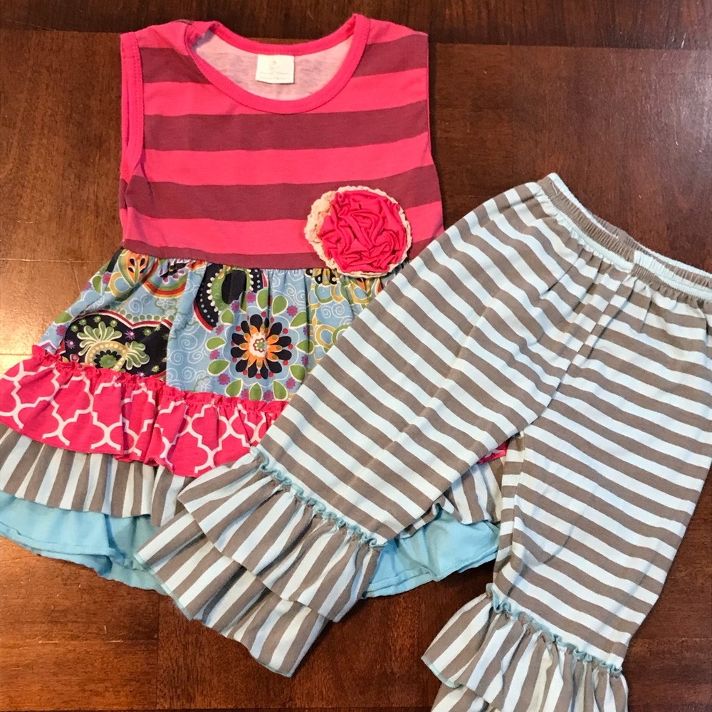 2 Piece Ruffle Boutique Set 2T